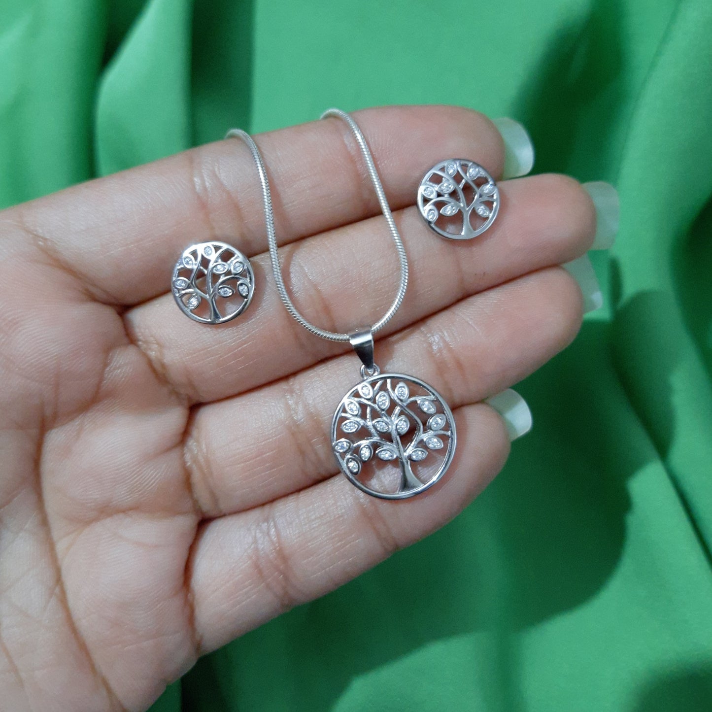 Life of Tree Pendant Set
