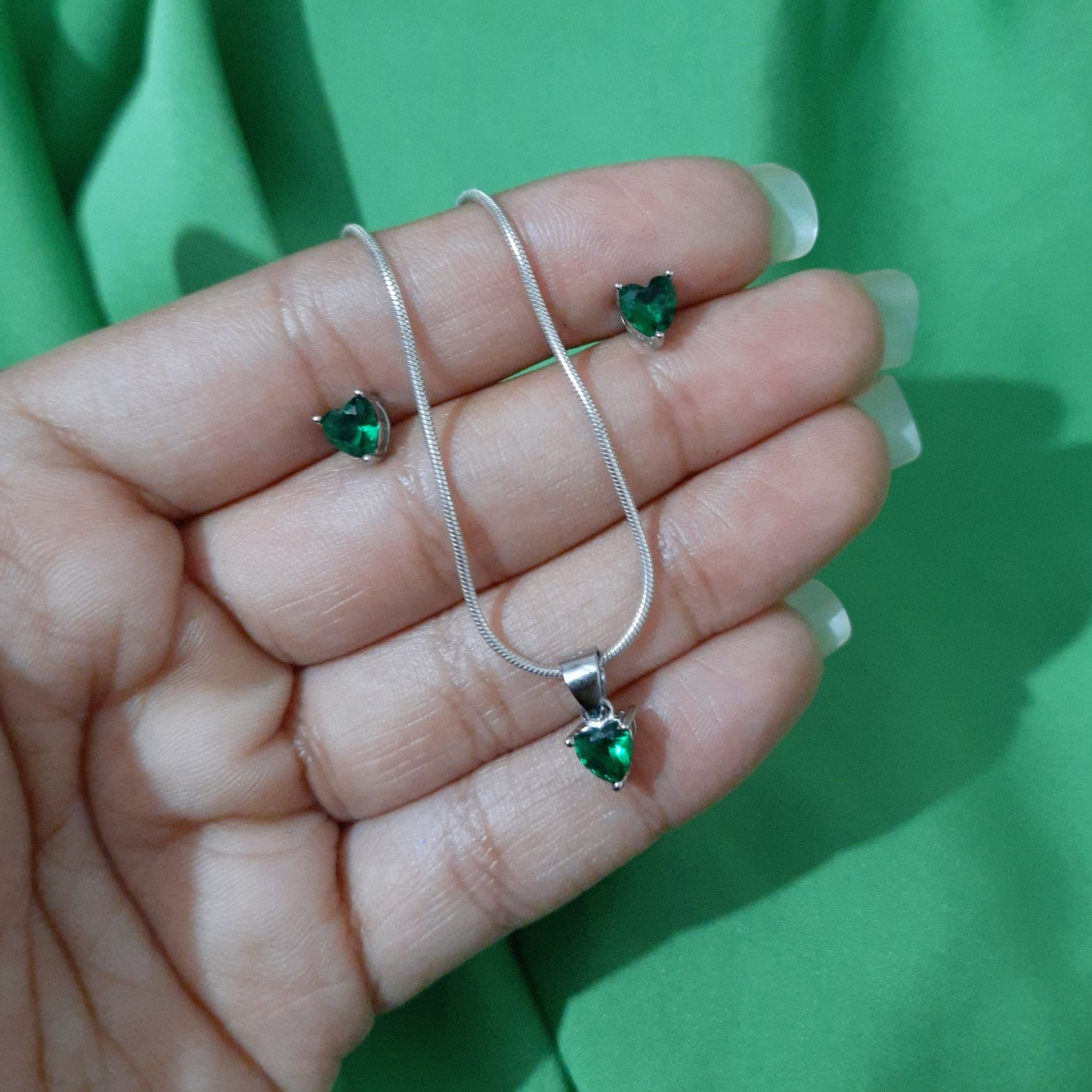 Green Heart Pendant Set