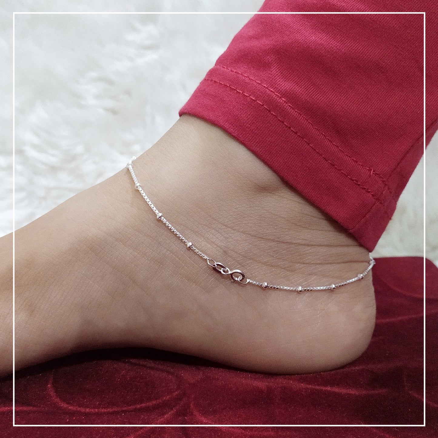 Box Pattern with Ball Anklet