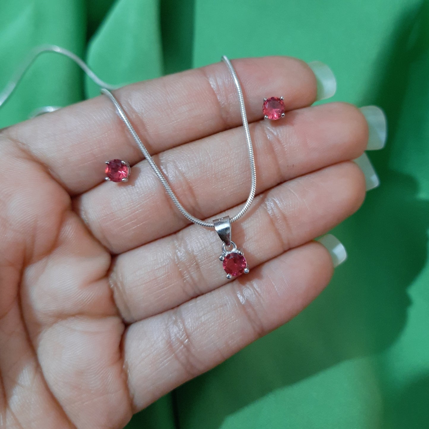 Red Round Pendant Set